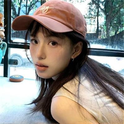 晴时多云海报